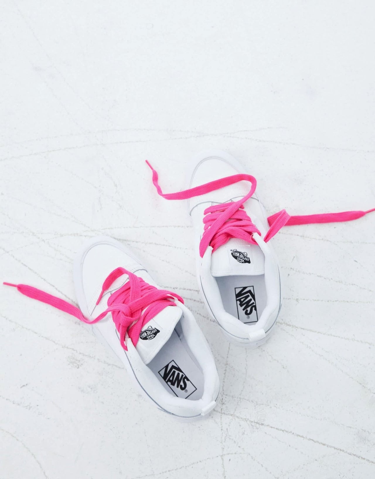 Vans Knu Skool chunky trainers in triple white leather - ASOS Sample Sale EU Store