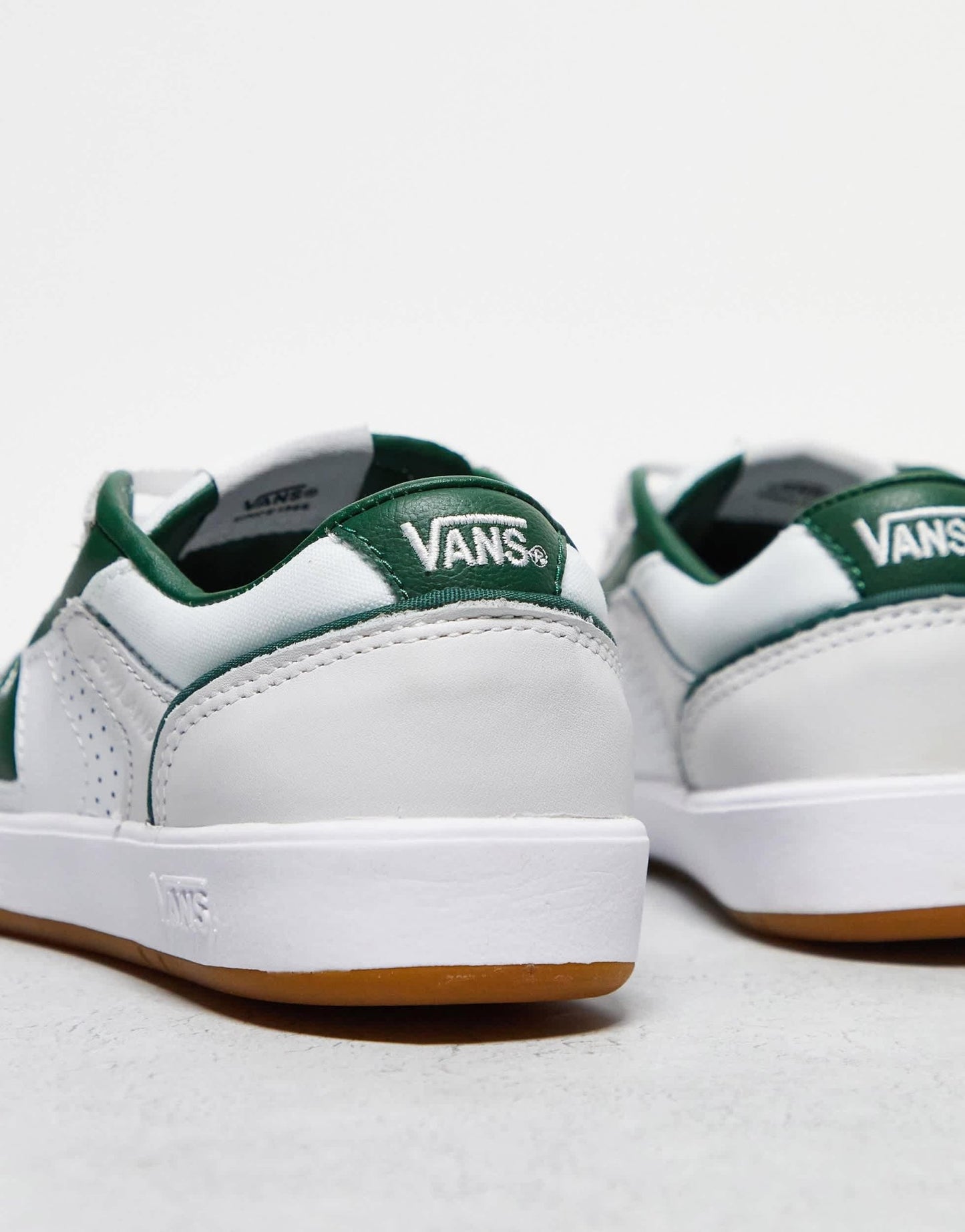 Vans Lowland trainers in white and green with gum sole - ASOS Sample Sale EU Store