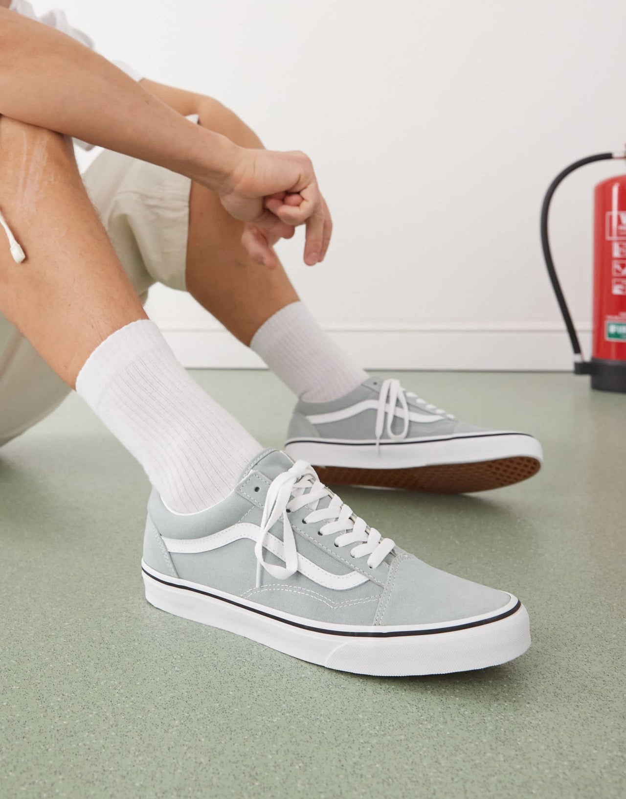 Vans Old Skool colour theory trainers in light grey - ASOS Sample Sale EU Store