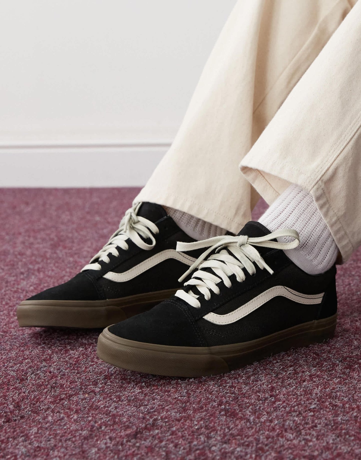 Vans Old Skool heavy canvas trainers in black with gum sole - ASOS Sample Sale EU Store
