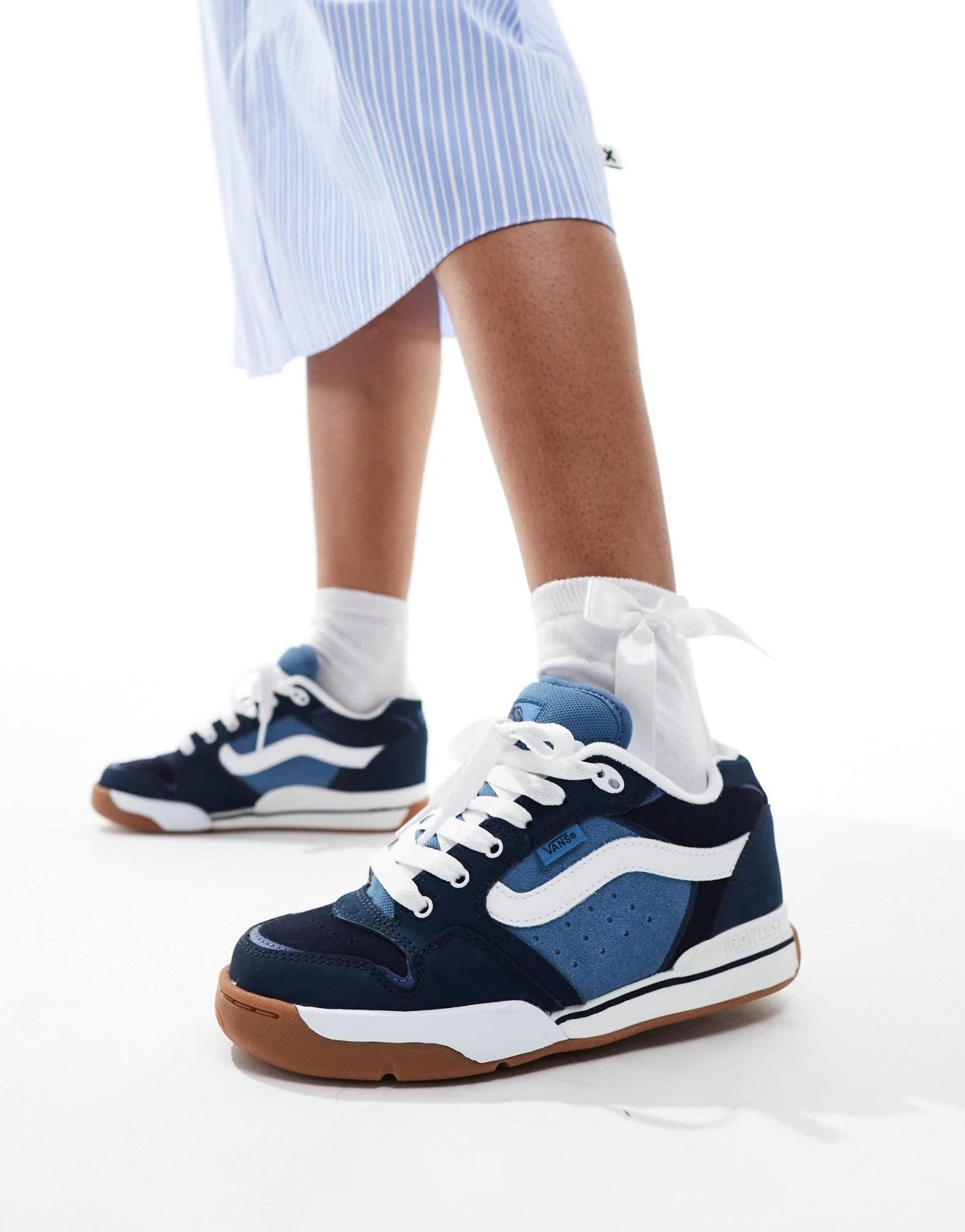 Vans rowley XLT chunky trainers in navy with gum sole detail - ASOS Sample Sale EU Store