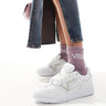 Zapatillas chunky de cuero Vans upland en blanco y beige