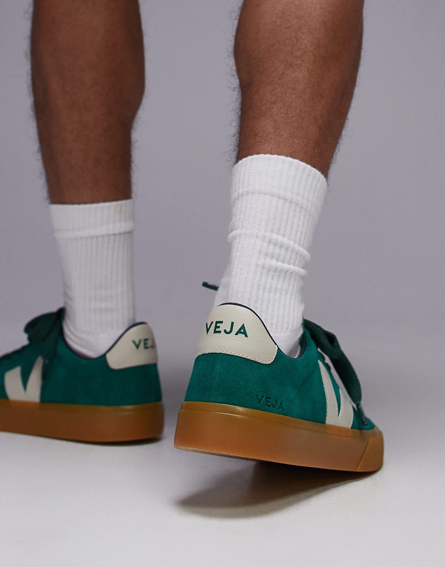 VEJA Campo bold suede trainer in green - ASOS Sample Sale EU Store