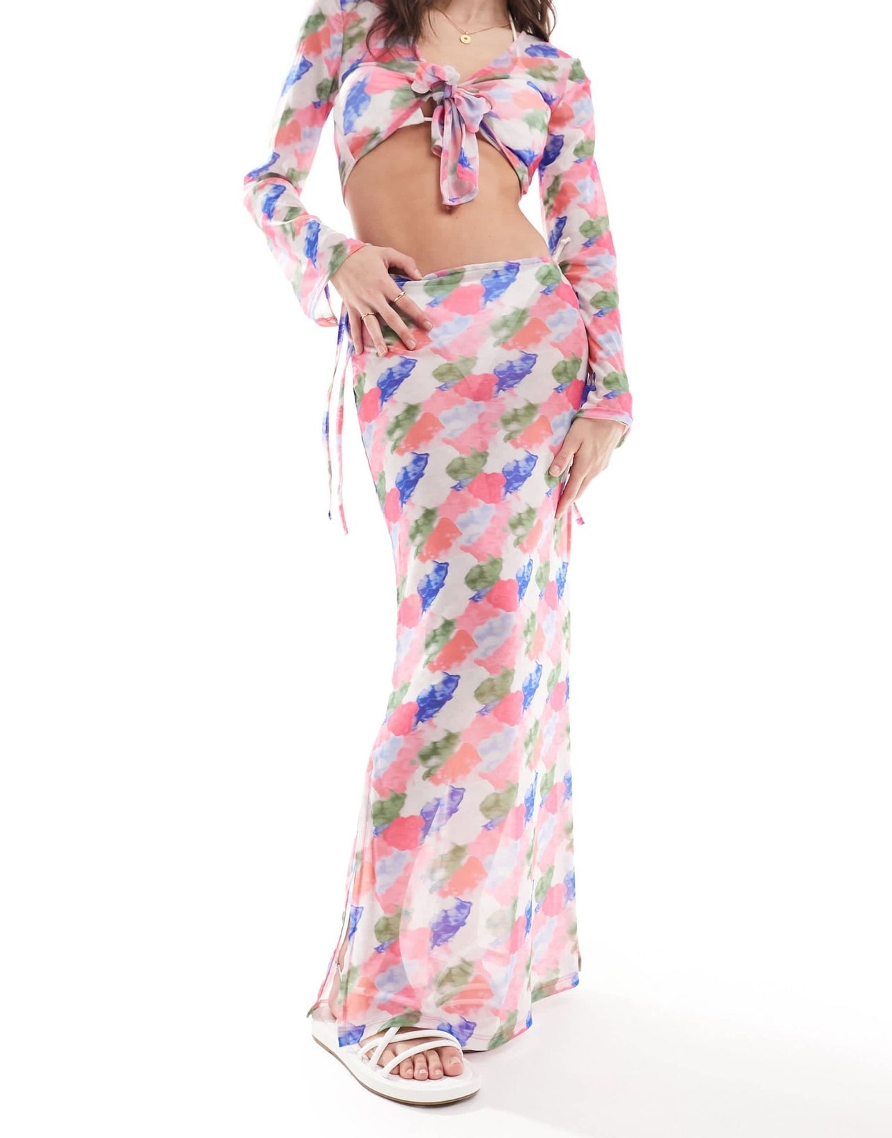 Vero Moda beach mesh maxi skirt co - ord in blurred watercolour print - ASOS Sample Sale EU Store