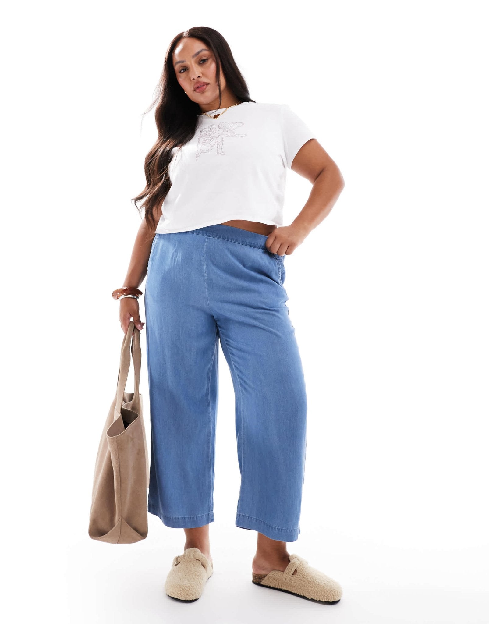 Vero Moda Curve cropped chambray trousers in medium blue - ASOS Sample Sale EU Store