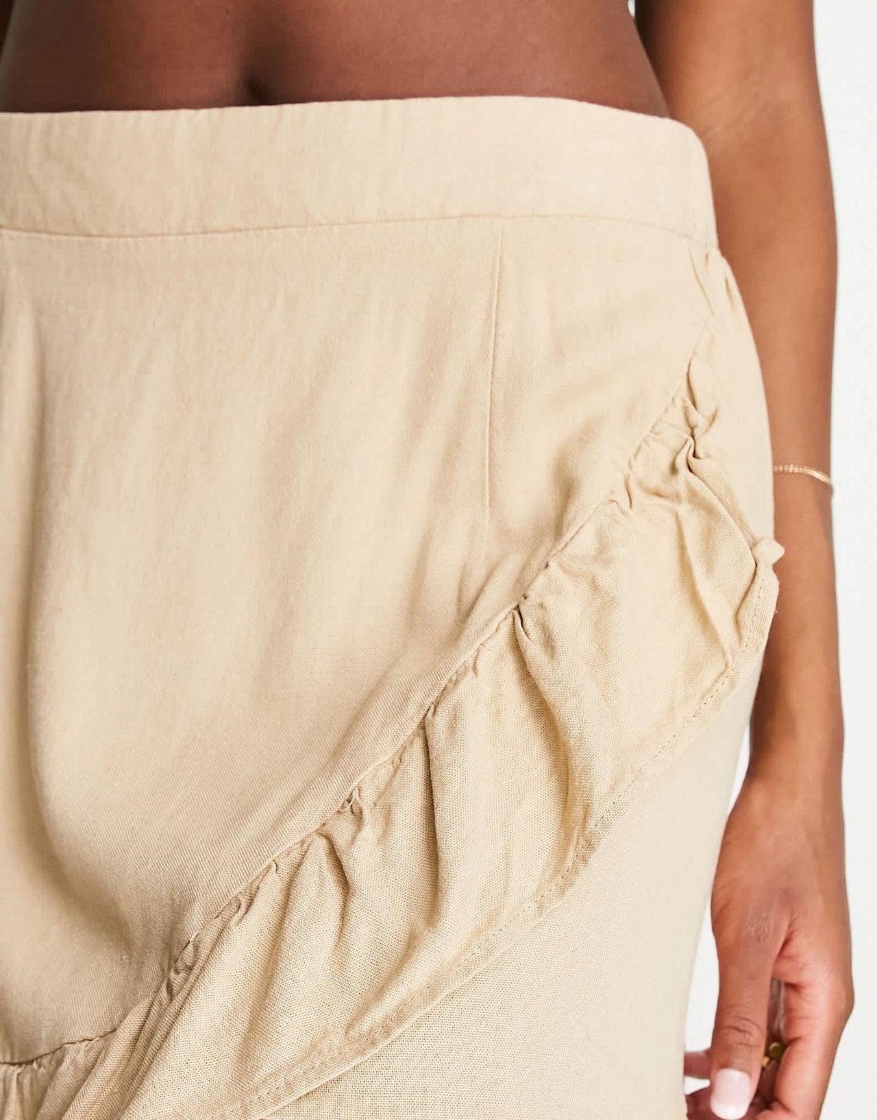 Vero Moda linen touch frill wrap mini skirt in beige - ASOS Sample Sale EU Store