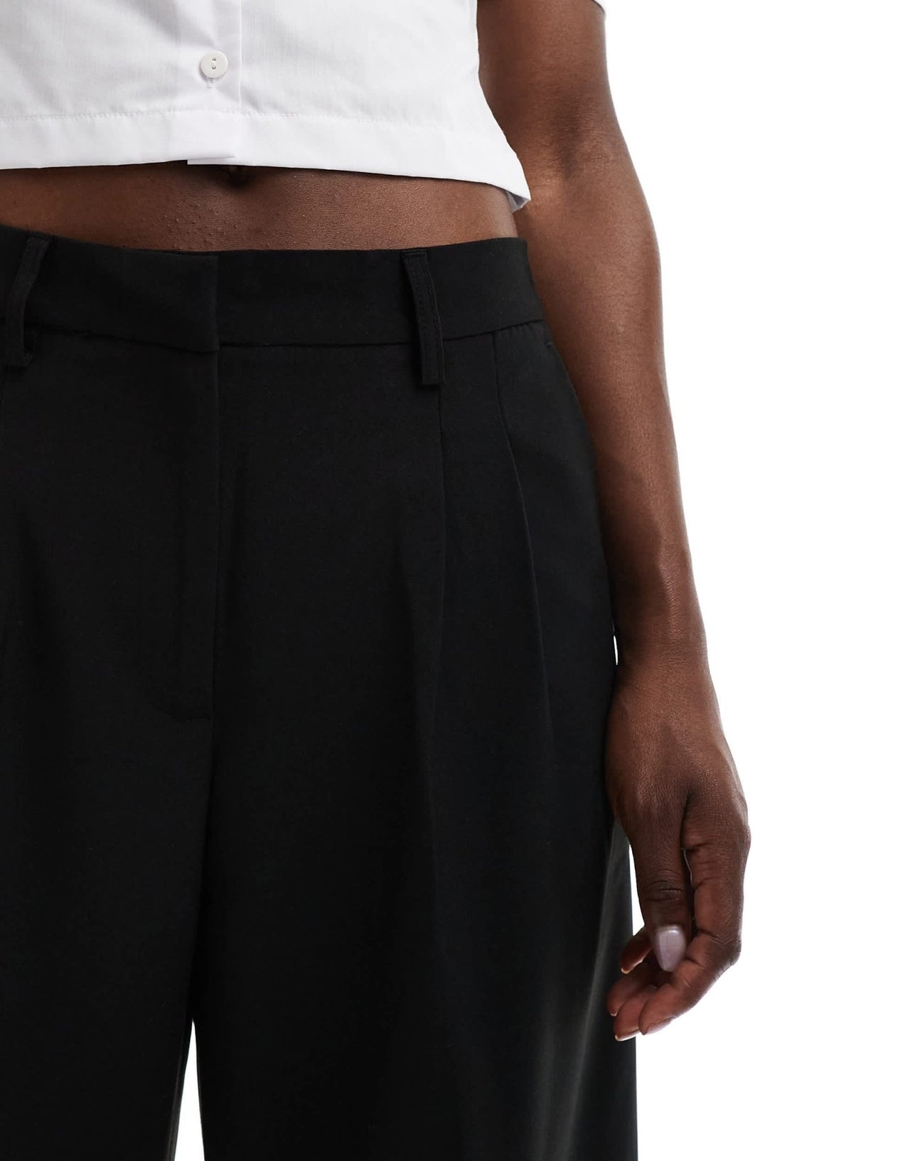 Vero Moda wide leg dad trousers in black - ASOS Sample Sale EU Store
