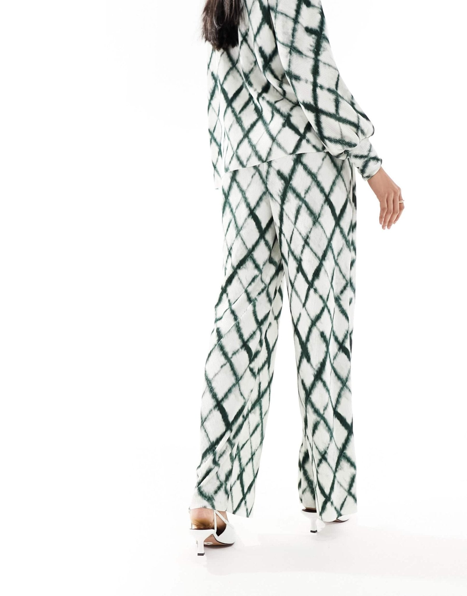 Vero Moda wide leg trouser co - ord in tie dye check - ASOS Sample Sale EU Store
