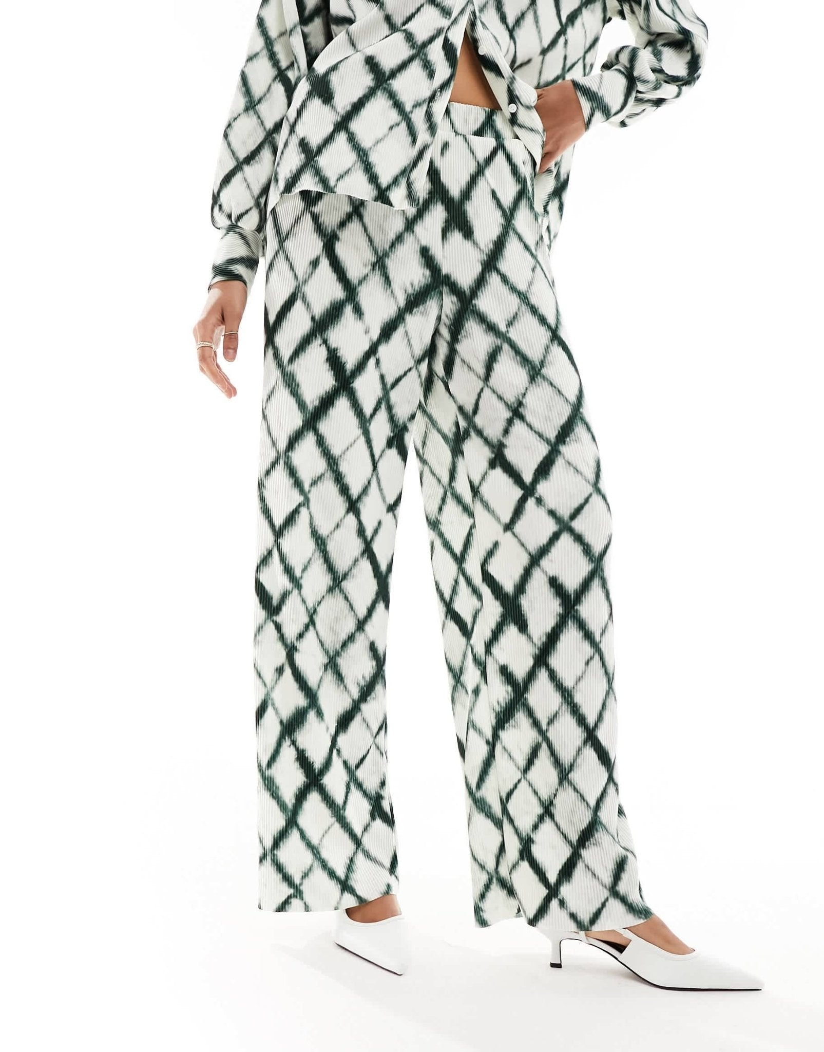 Vero Moda wide leg trouser co - ord in tie dye check - ASOS Sample Sale EU Store