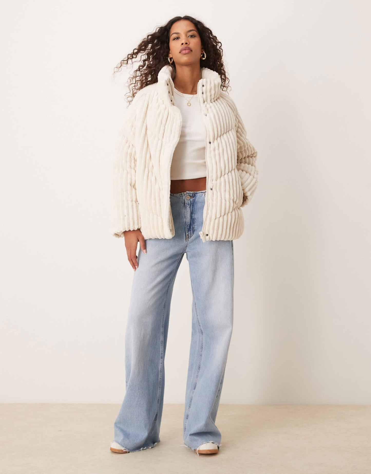 Vila cloud padded short jacket in cream - ASOS Sample Sale EU Store