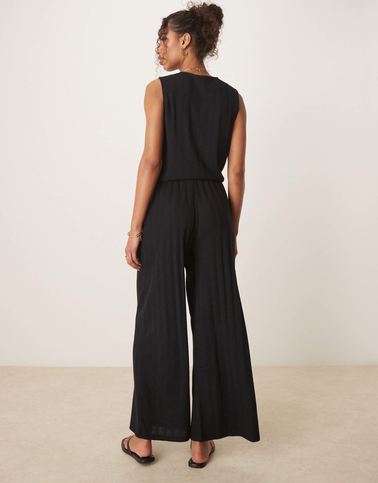 Vila lightweight knitted wide leg trouser co - ord in black - ASOS Sample Sale EU Store