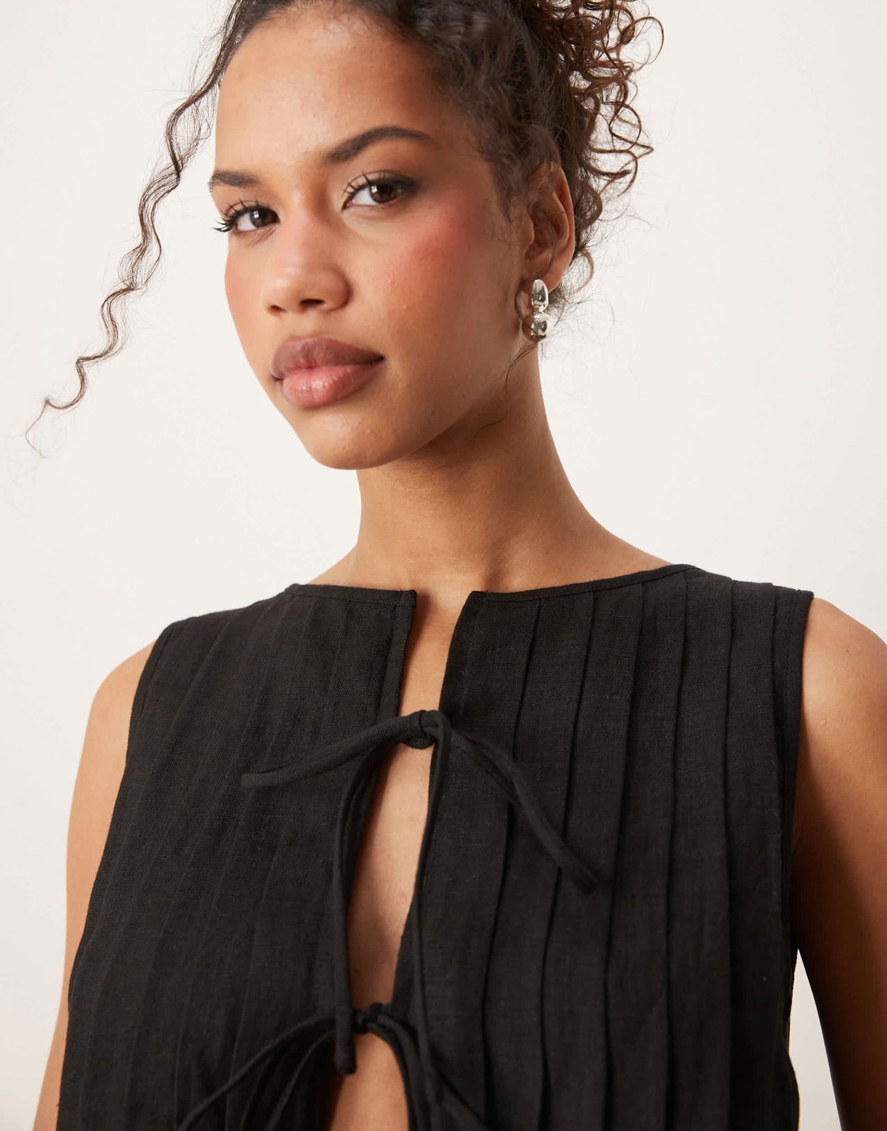 VRG GRL valeria tie front linen top in black - ASOS Sample Sale EU Store