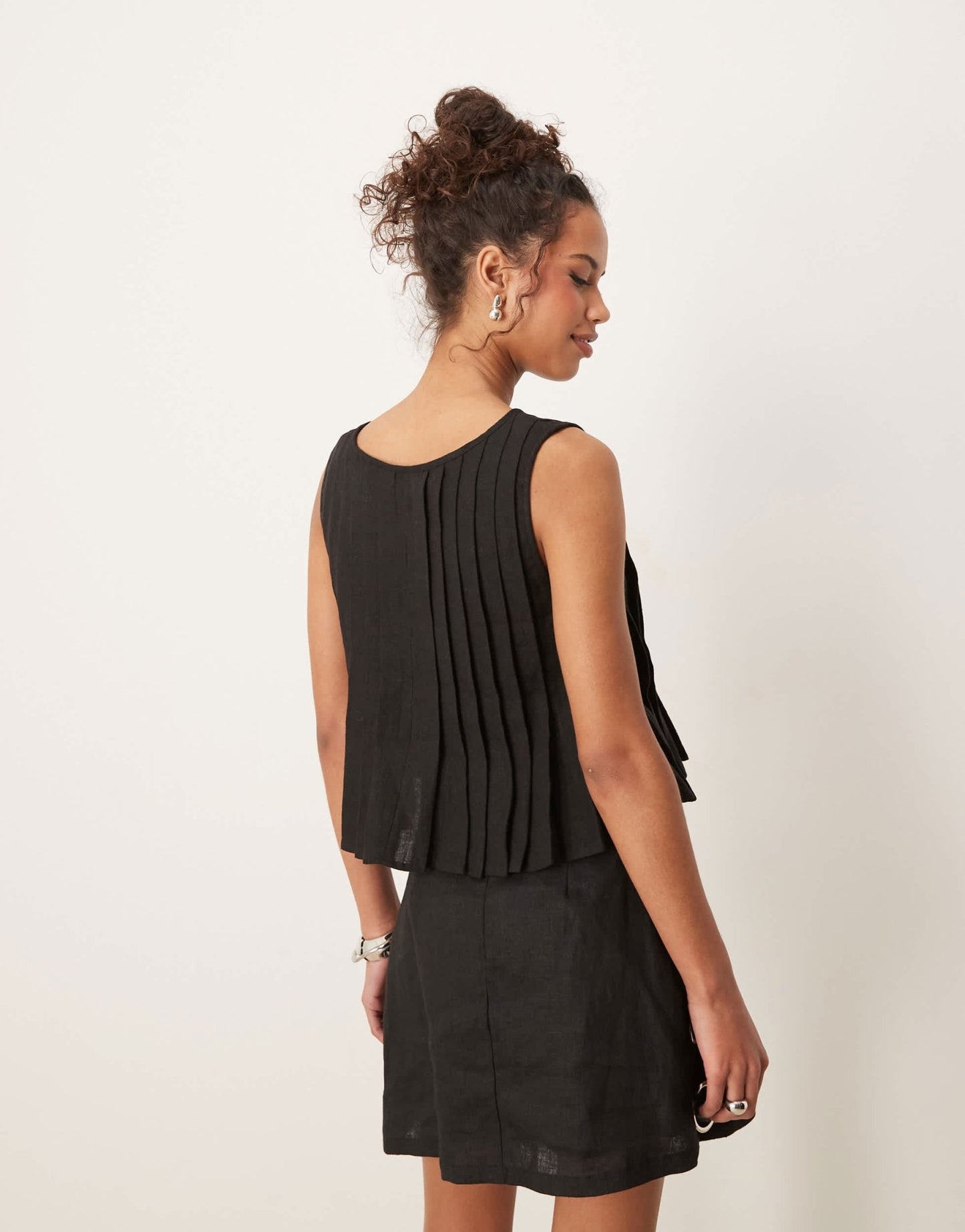 VRG GRL valeria tie front linen top in black - ASOS Sample Sale EU Store