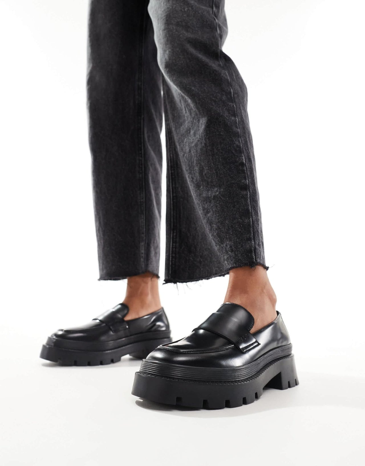 Walk London Kate saddle loafer in black smooth leather - ASOS Sample Sale EU Store
