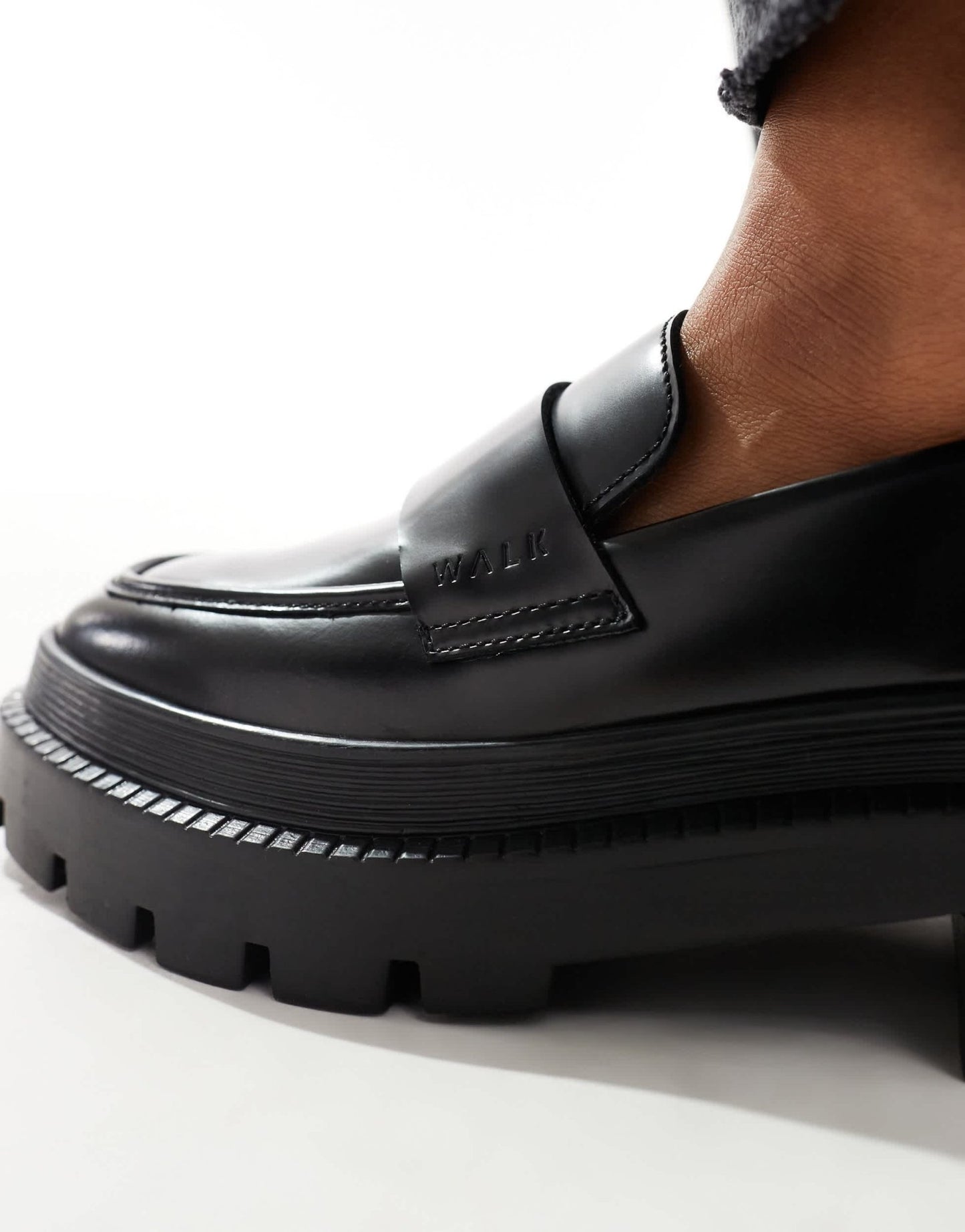 Walk London Kate saddle loafer in black smooth leather - ASOS Sample Sale EU Store