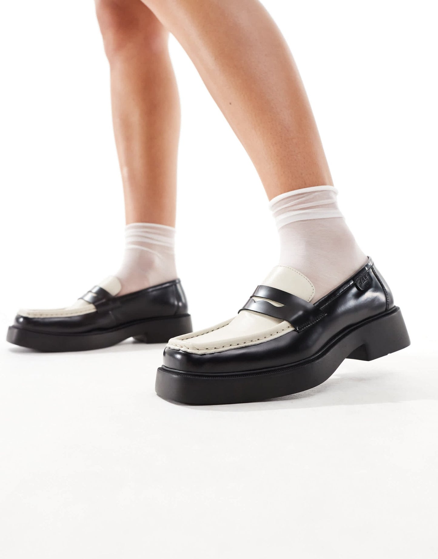 Walk London Taylor saddle loafer in black/off white - ASOS Sample Sale EU Store