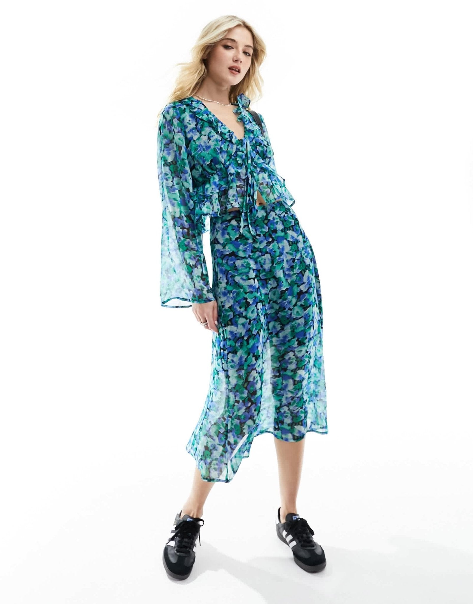 Wednesday's Girl blurred floral print floaty mesh midi skirt co - ord in blue green - ASOS Sample Sale EU Store