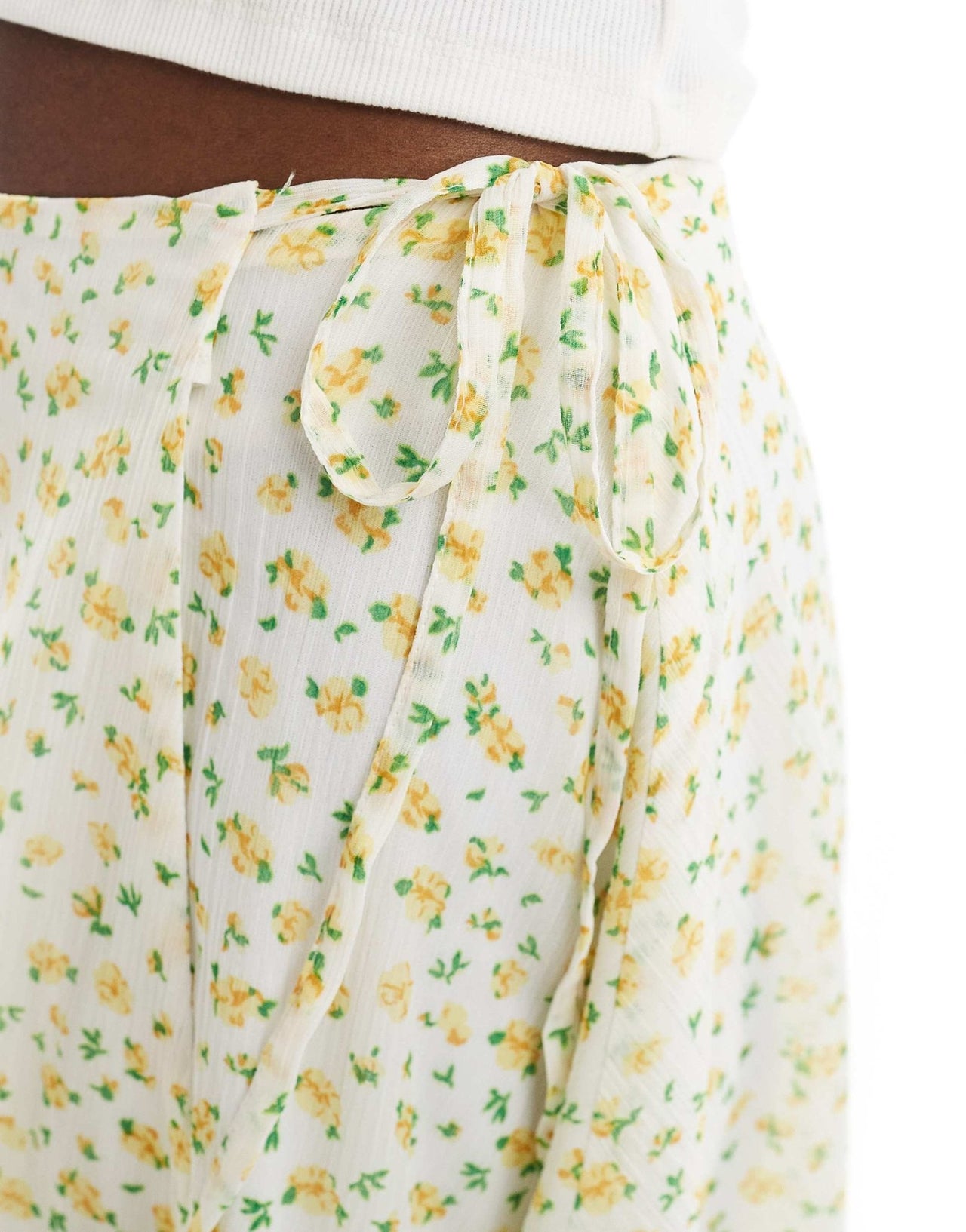 Wednesday's Girl floral print tie detail mini skirt in white and yellow - ASOS Sample Sale EU Store