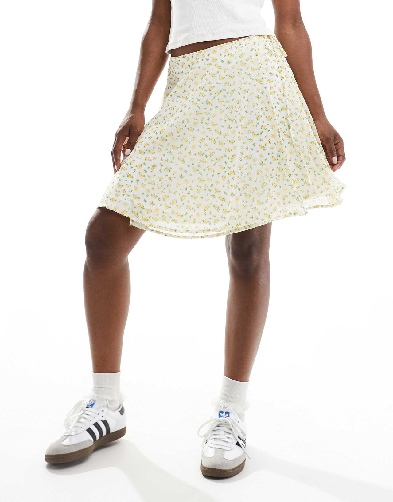 Wednesday's Girl floral print tie detail mini skirt in white and yellow - ASOS Sample Sale EU Store