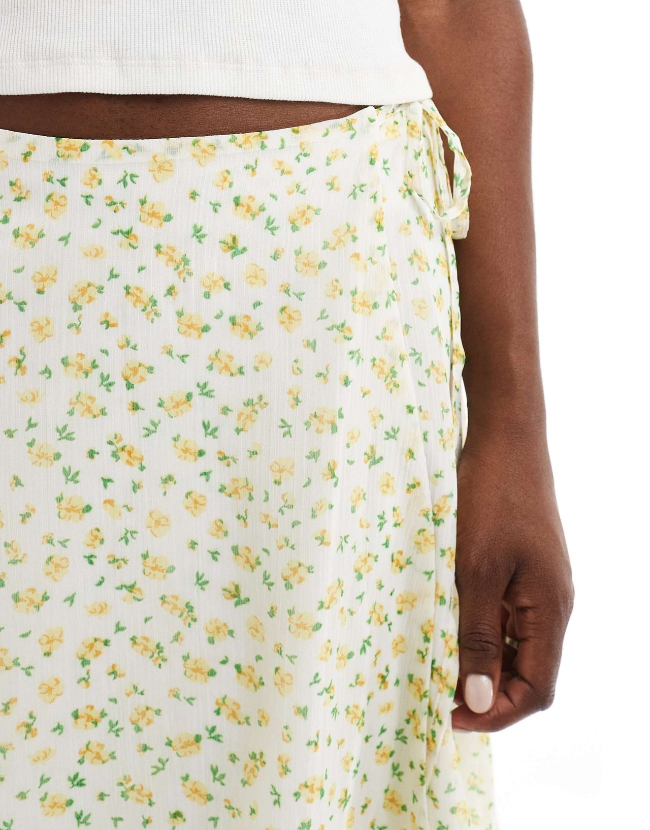 Wednesday's Girl floral print tie detail mini skirt in white and yellow - ASOS Sample Sale EU Store