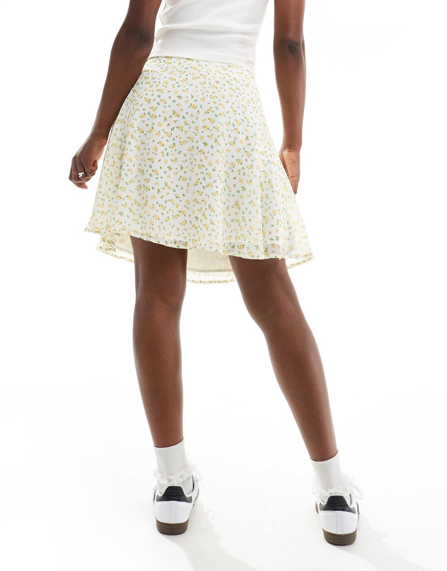 Wednesday's Girl floral print tie detail mini skirt in white and yellow - ASOS Sample Sale EU Store