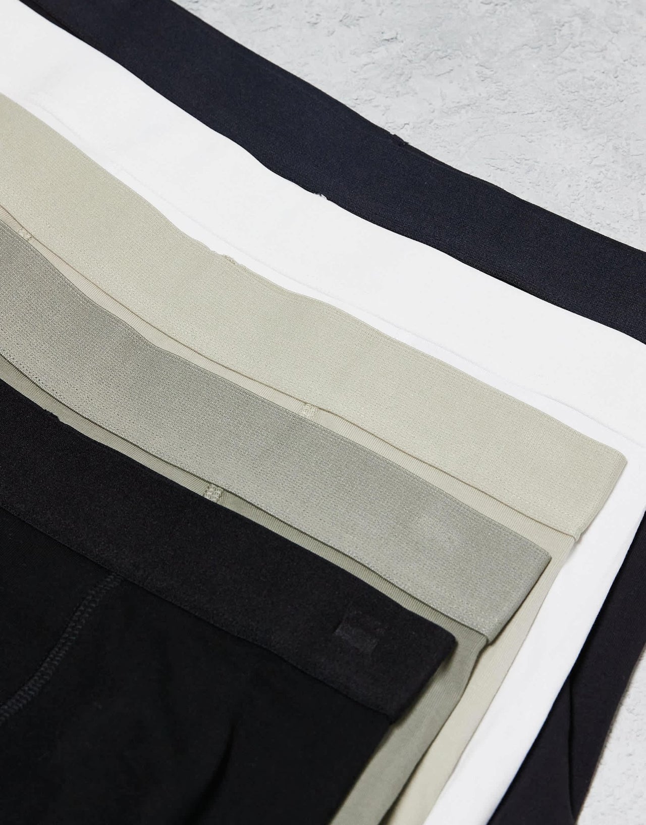 Weekday 5 - pack boxers in black navy khaki and white - ASOS Sample Sale EU Store