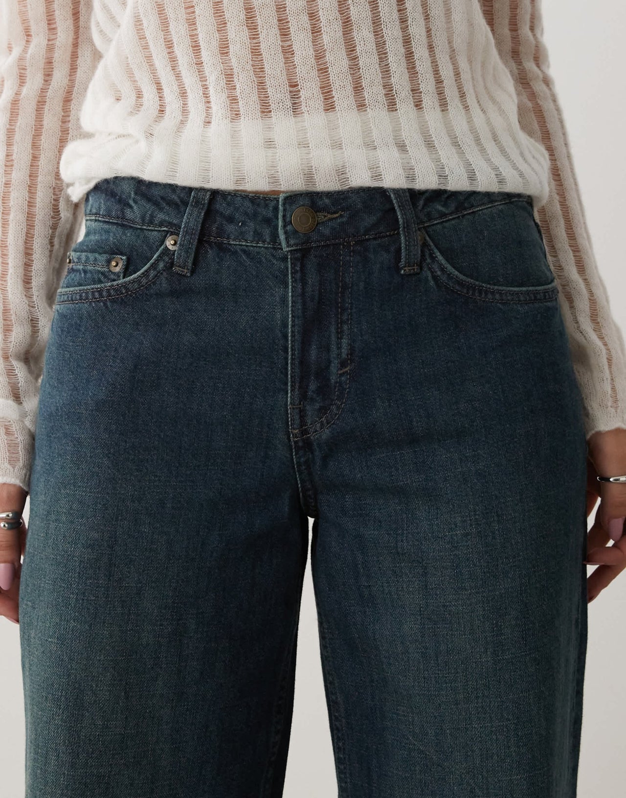 Weekday Ample low waist baggy fit jeans in dark blue wash - ASOS Sample Sale EU Store