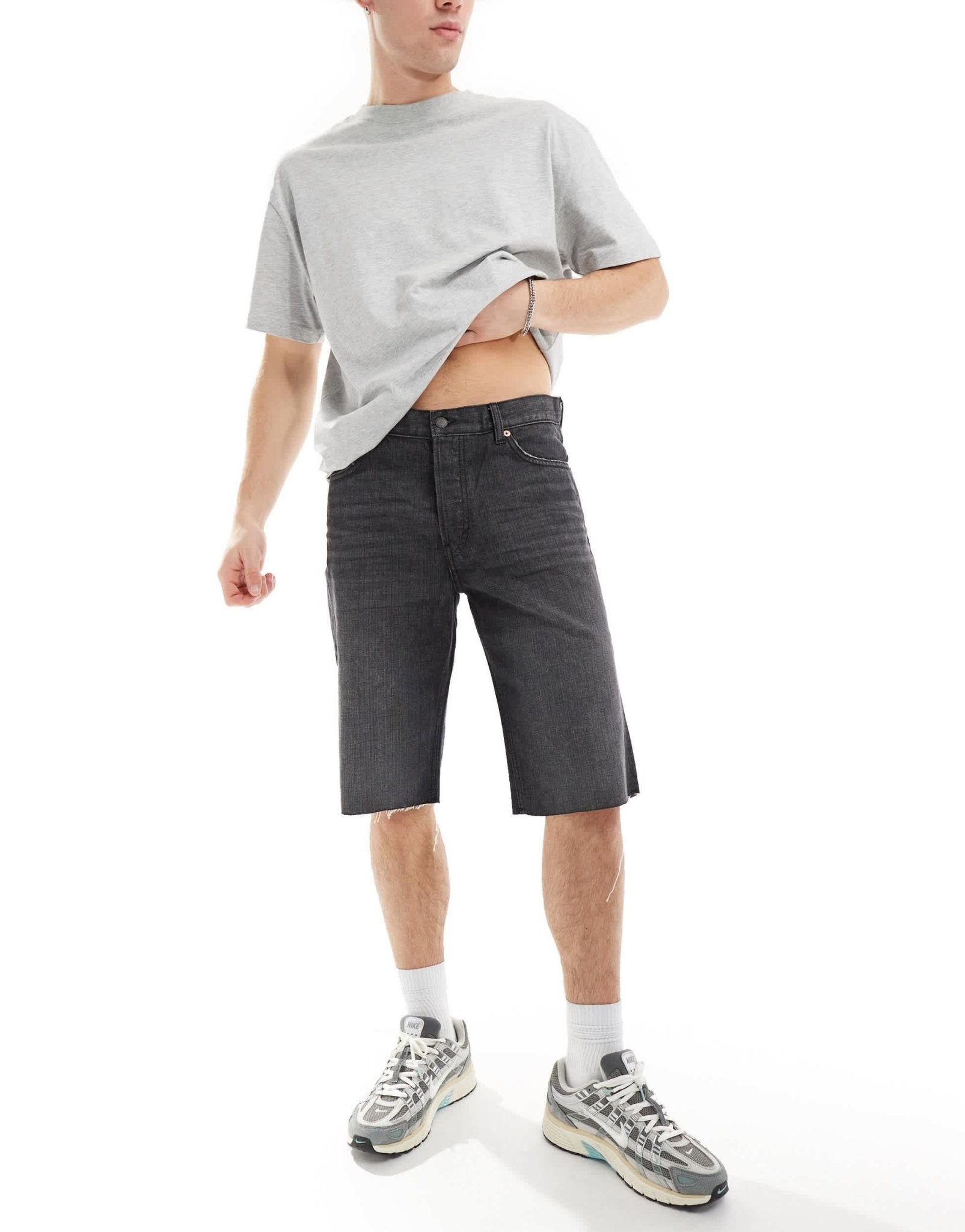 Weekday Civic denim knee length shorts in black wash - ASOS Sample Sale EU Store