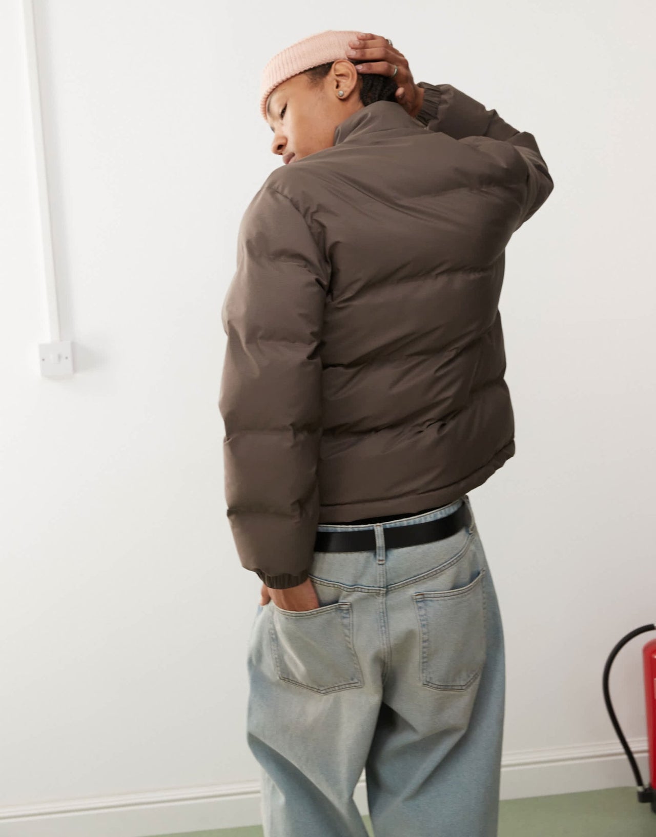 Weekday Cole puffer jacket in dark brown - ASOS Sample Sale EU Store
