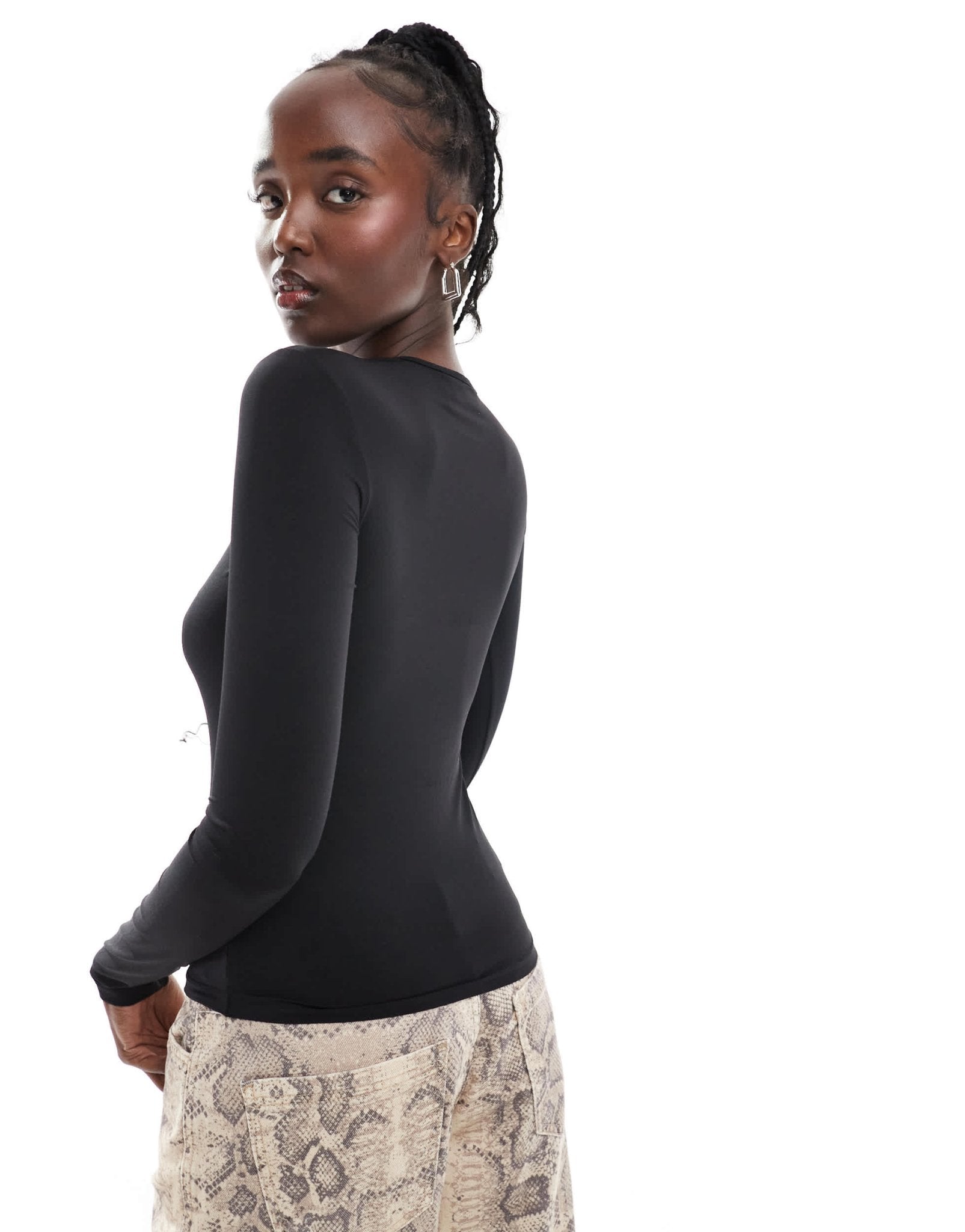 Weekday Fine long sleeve t-shirt in black - ASOS Sample Sale EU Store