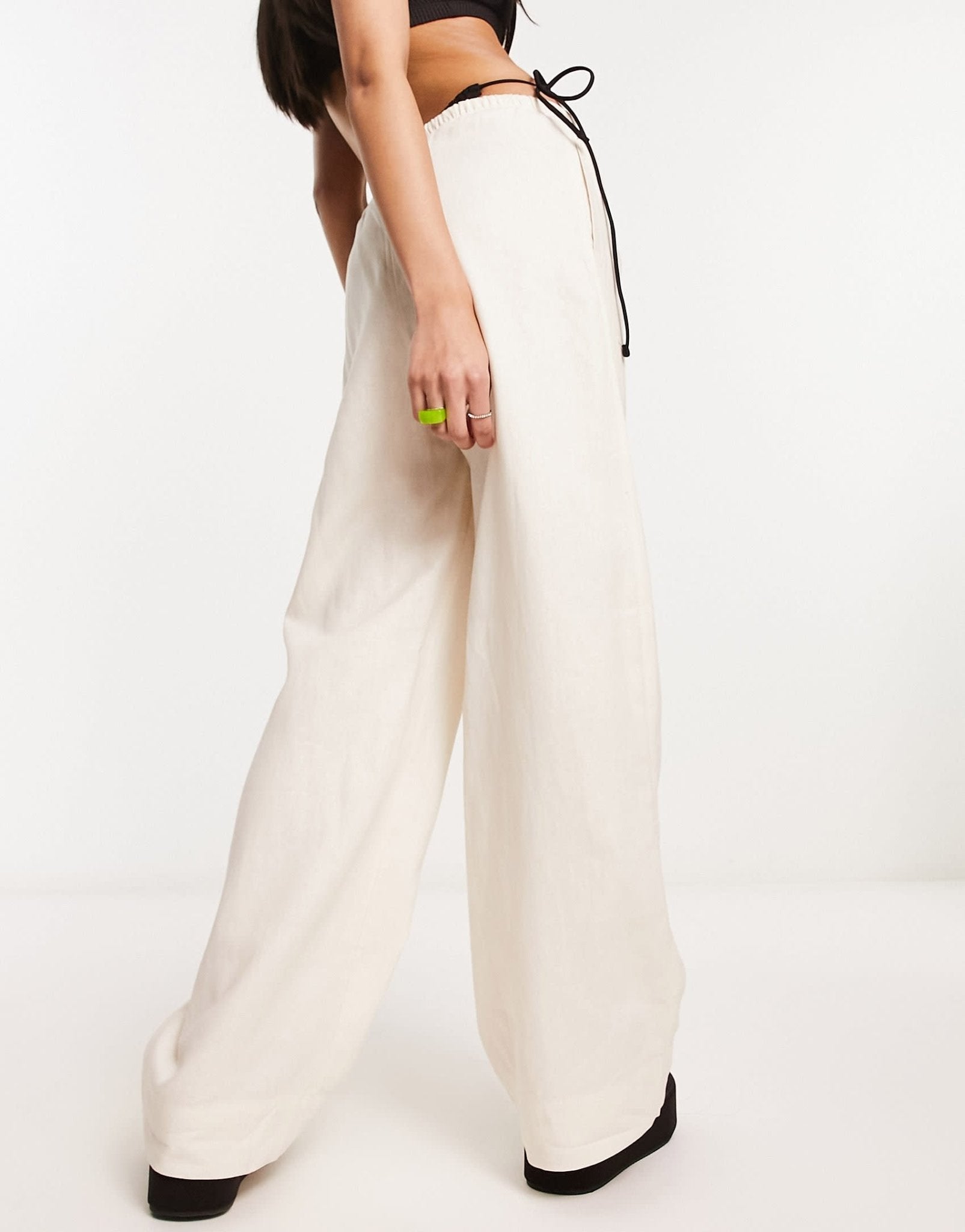 Weekday Mia linen mix trousers in off - white - ASOS Sample Sale EU Store