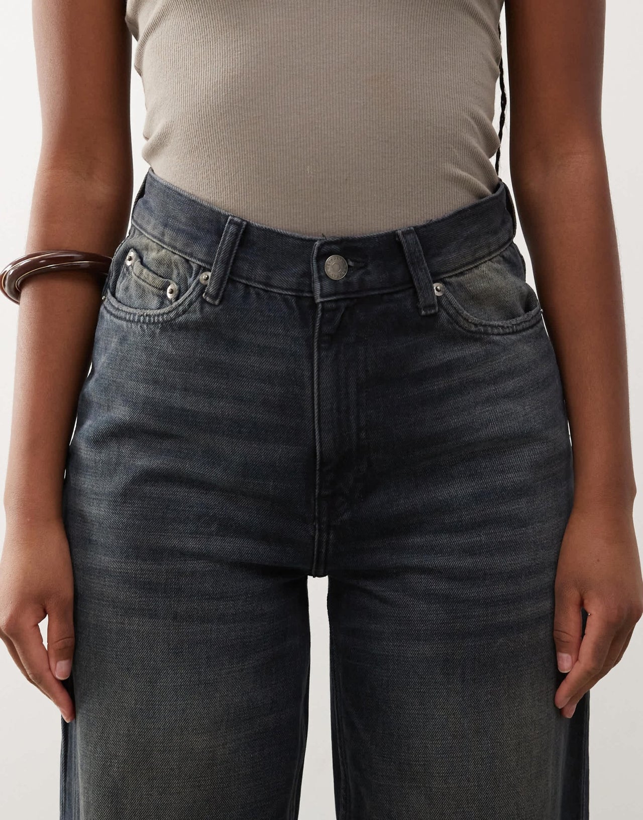 Weekday Rail mid rise baggy fit jeans in deep ocean blue - ASOS Sample Sale EU Store