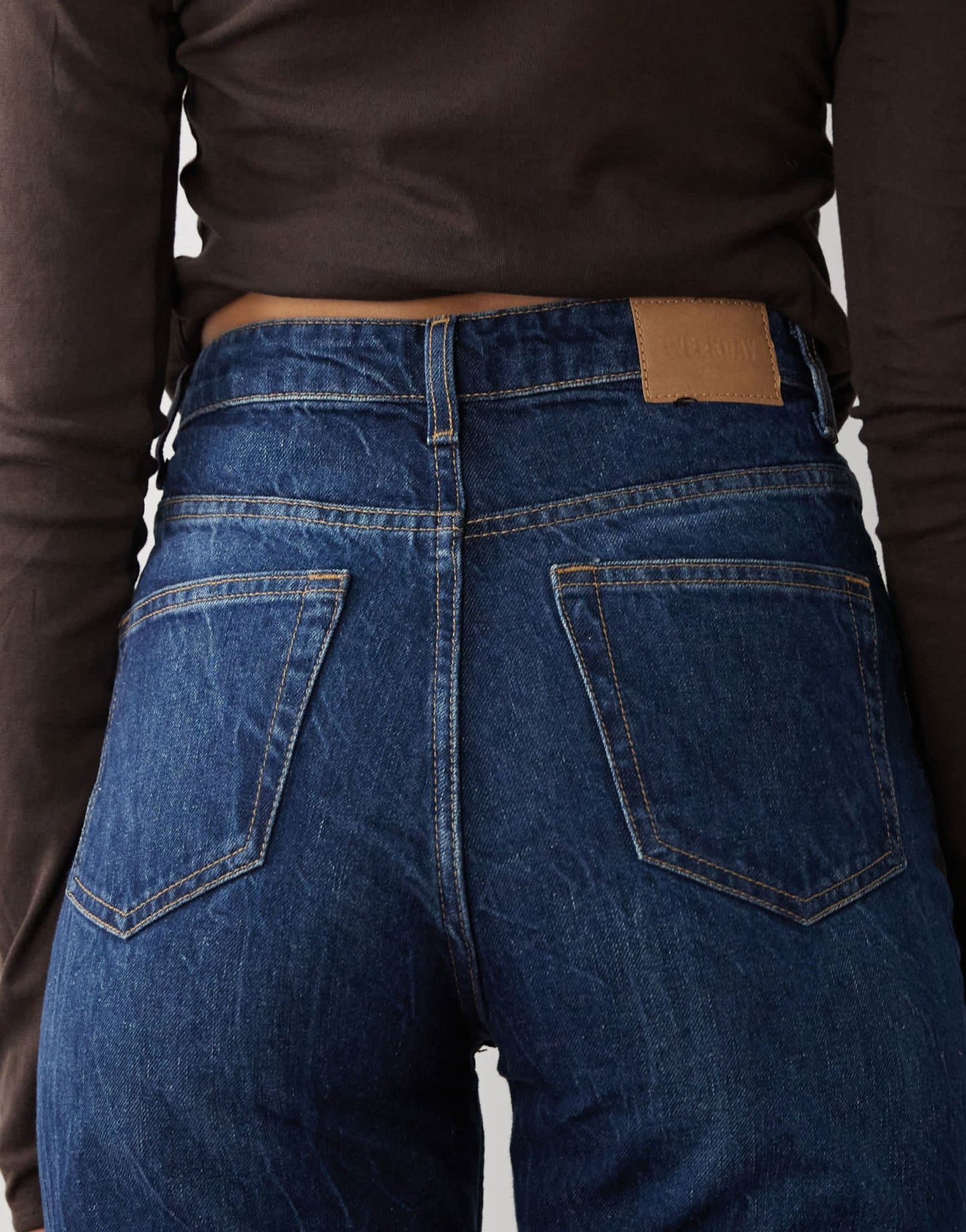Weekday Rowe extra high waist regular fit straight leg jeans in compact blue - ASOS Sample Sale EU Store