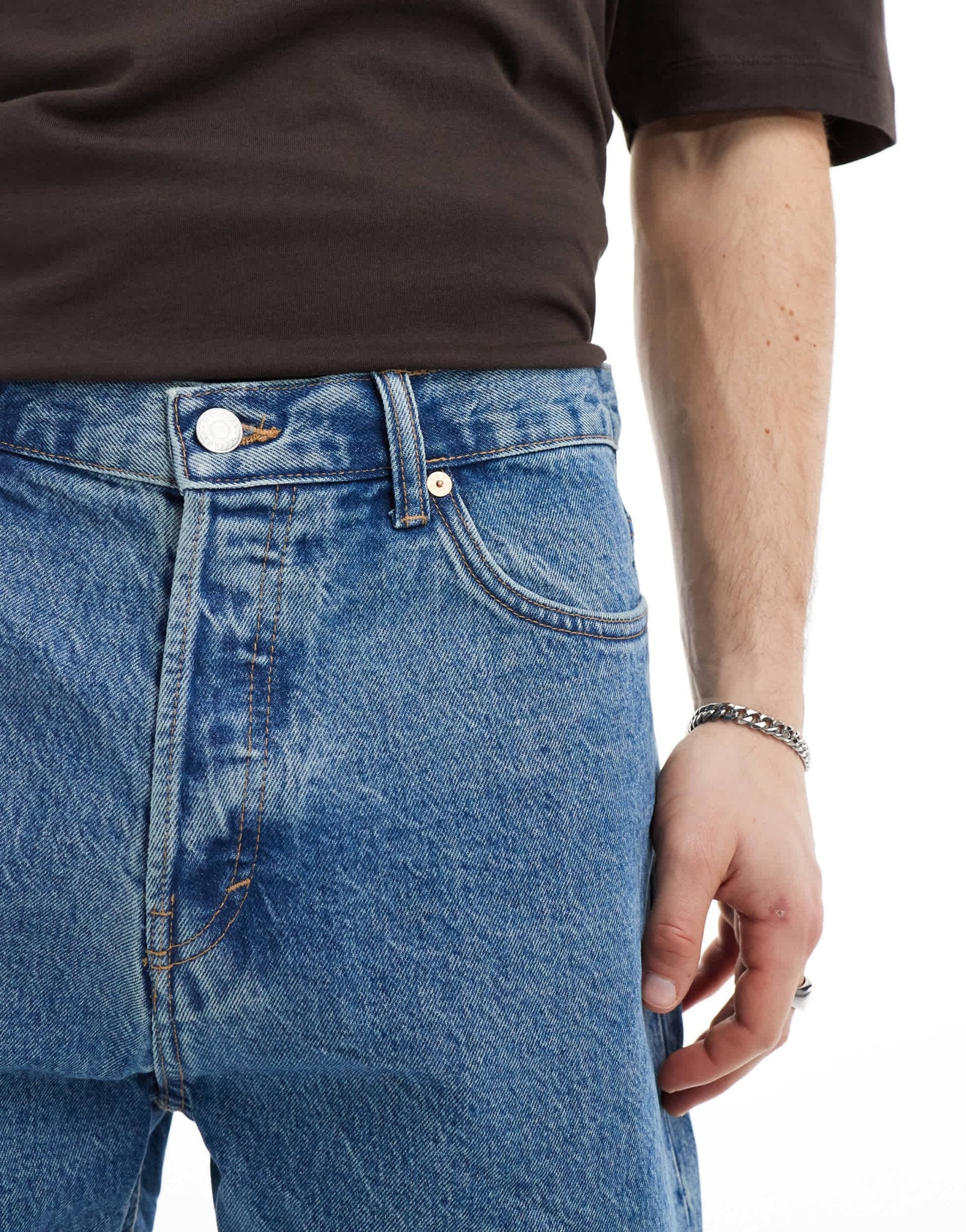 Weekday Space relaxed fit denim shorts in 90's Blue - ASOS Sample Sale EU Store