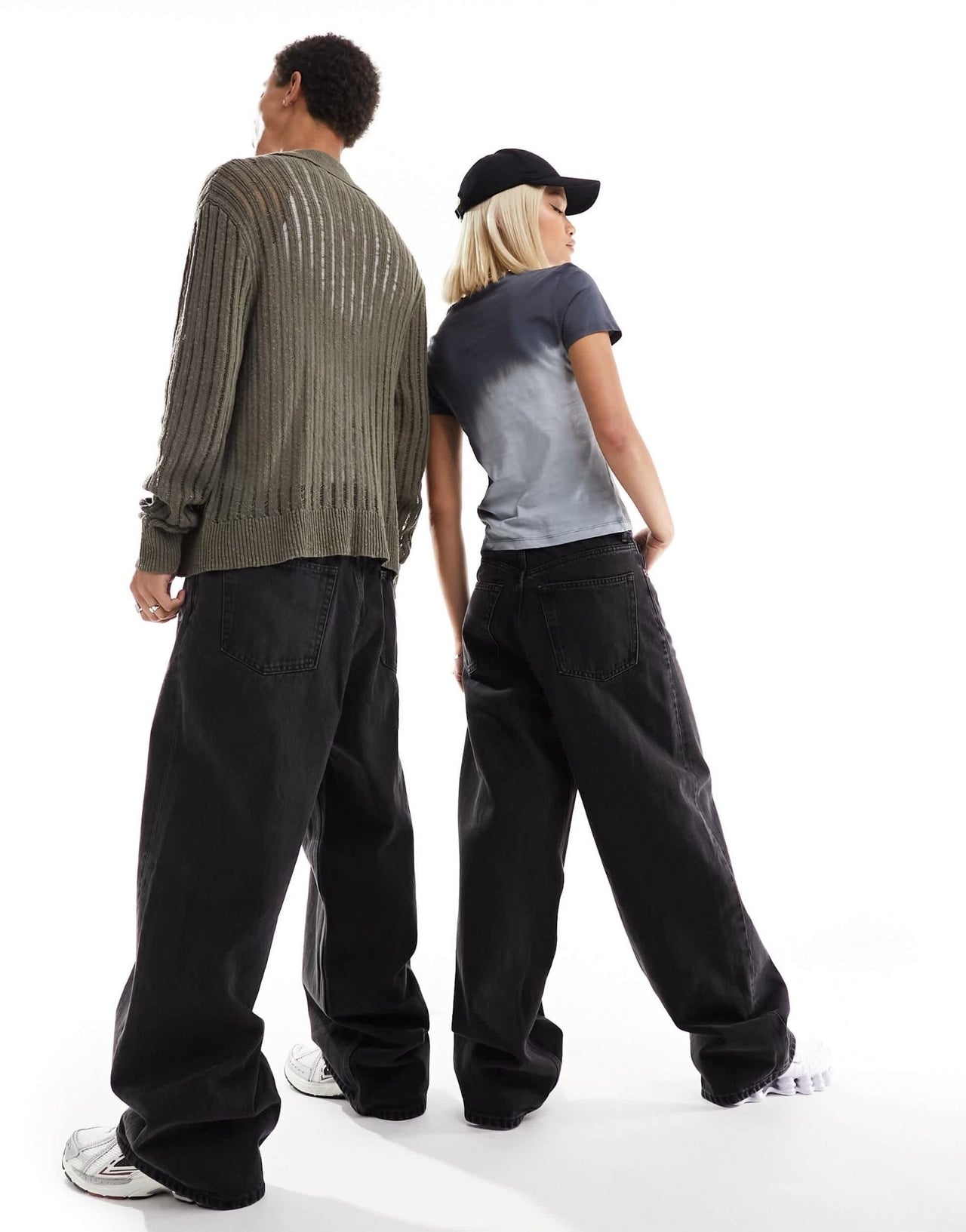 Weekday Unisex Astro loose fit wide leg jeans in tuned black - ASOS Sample Sale EU Store