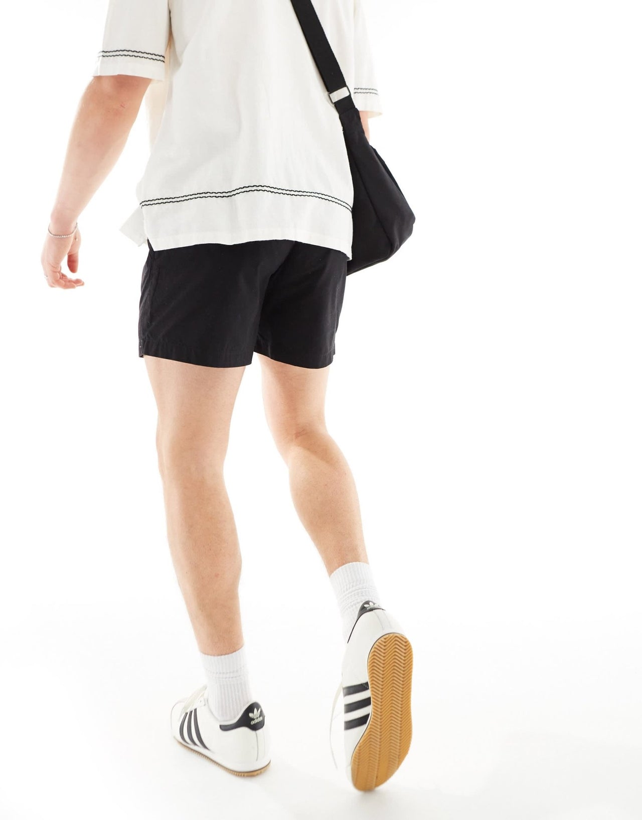 Weekday Zed regular fit shorts in black - ASOS Sample Sale EU Store