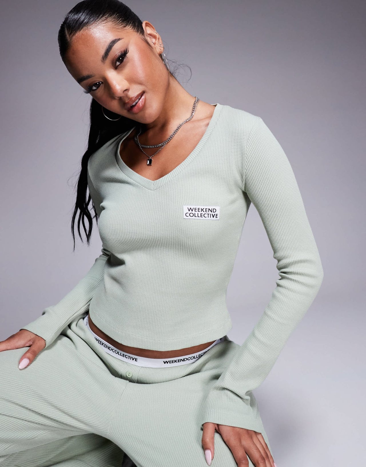 Weekend Collective co - ord waffle v neck top in sage green - ASOS Sample Sale EU Store