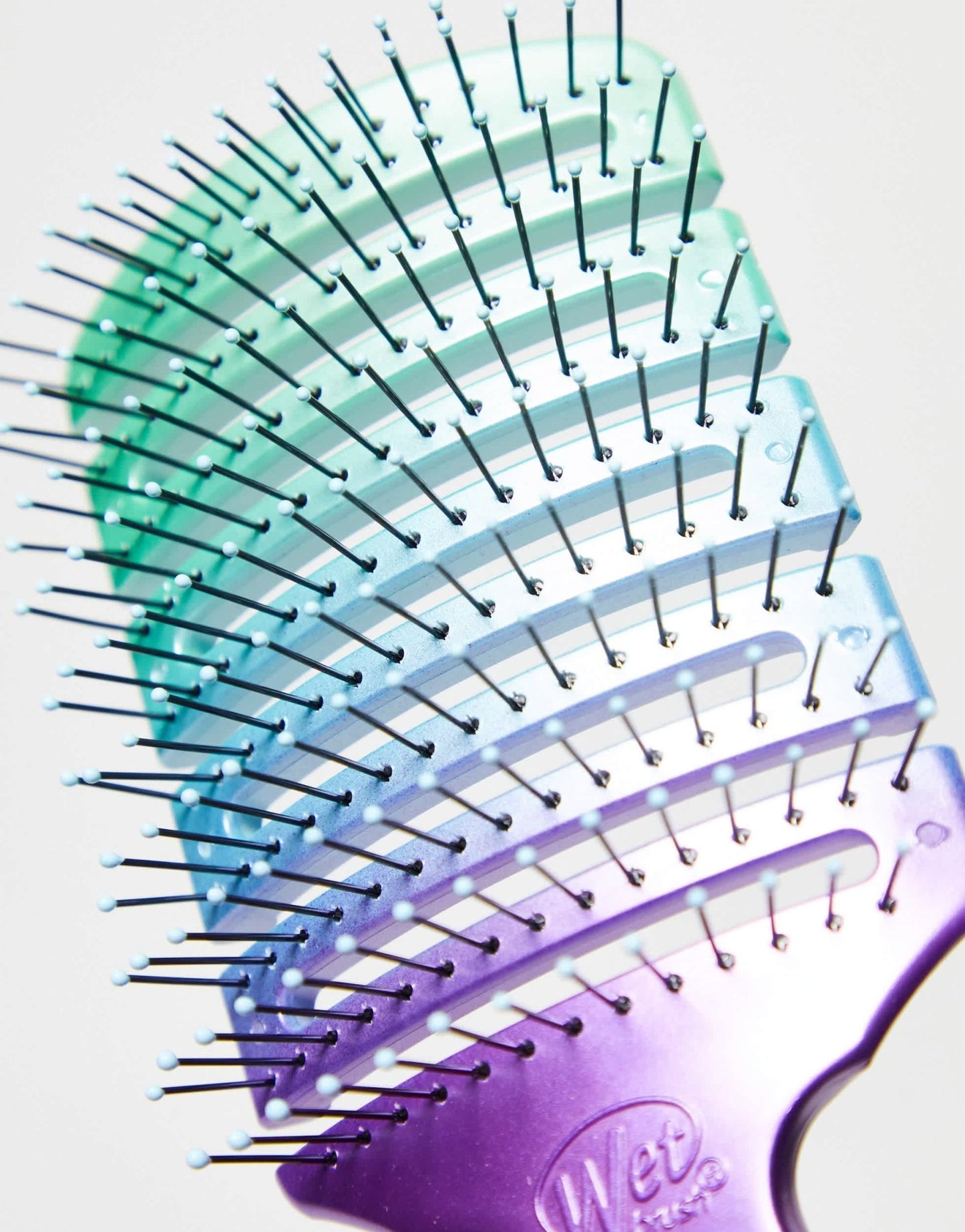 WetBrush Pro Flex Dry Paddle Hair Brush - Ombre Teal - ASOS Sample Sale EU Store