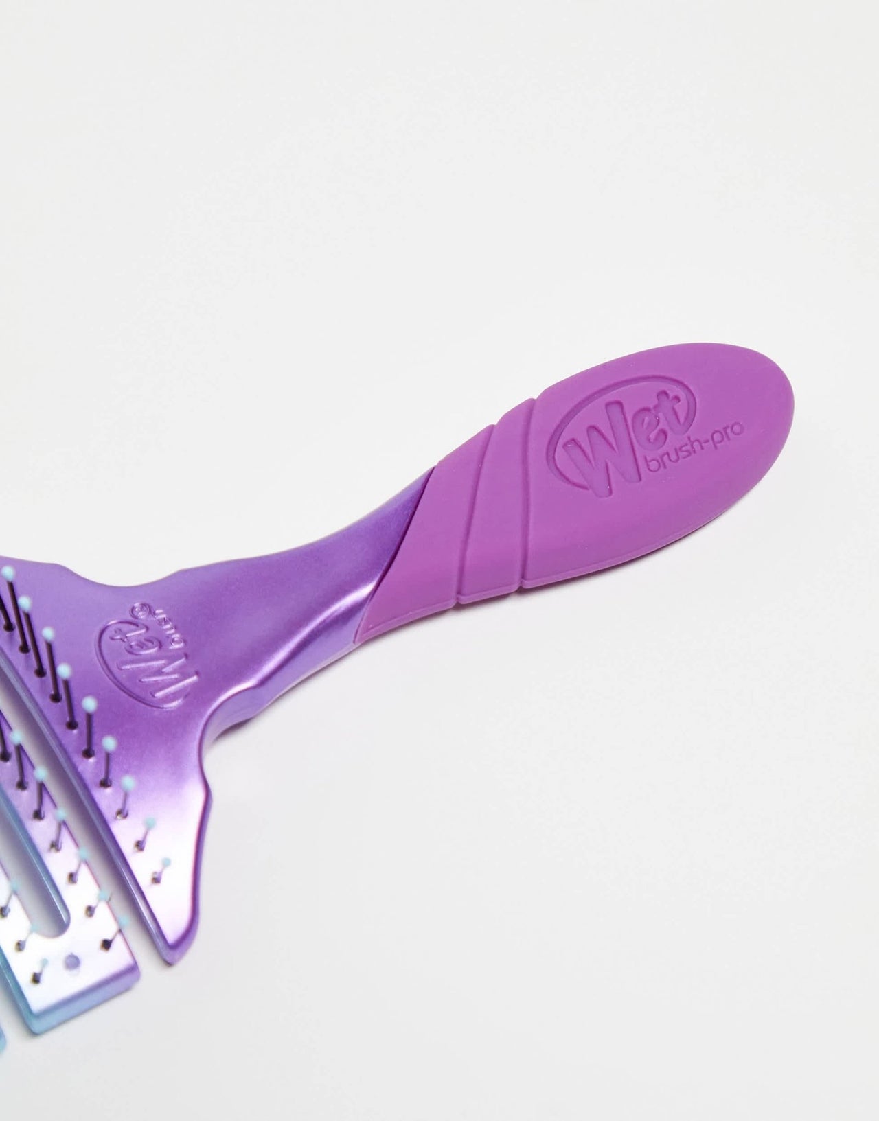 WetBrush Pro Flex Dry Paddle Hair Brush - Ombre Teal - ASOS Sample Sale EU Store