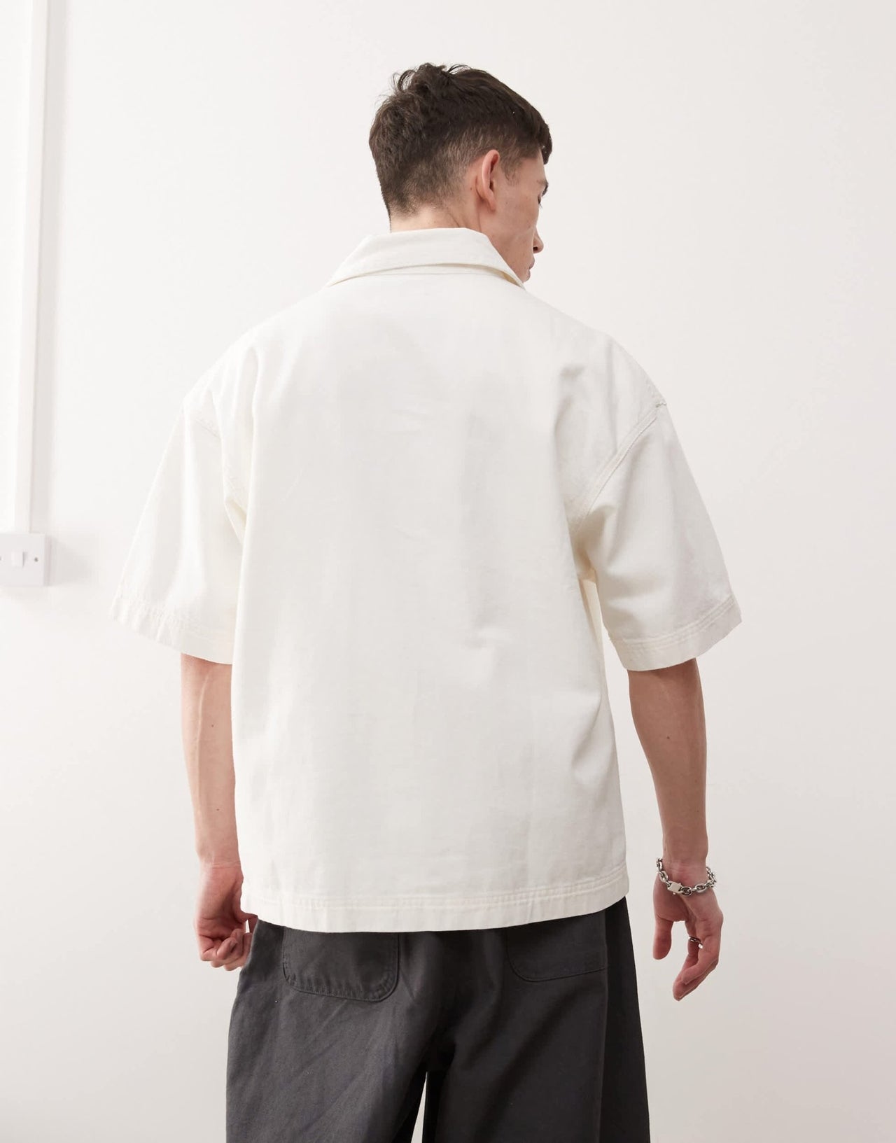Wrangler Casey Jones workwear short sleeve loose twill overshirt in ecru - ASOS Sample Sale EU Store