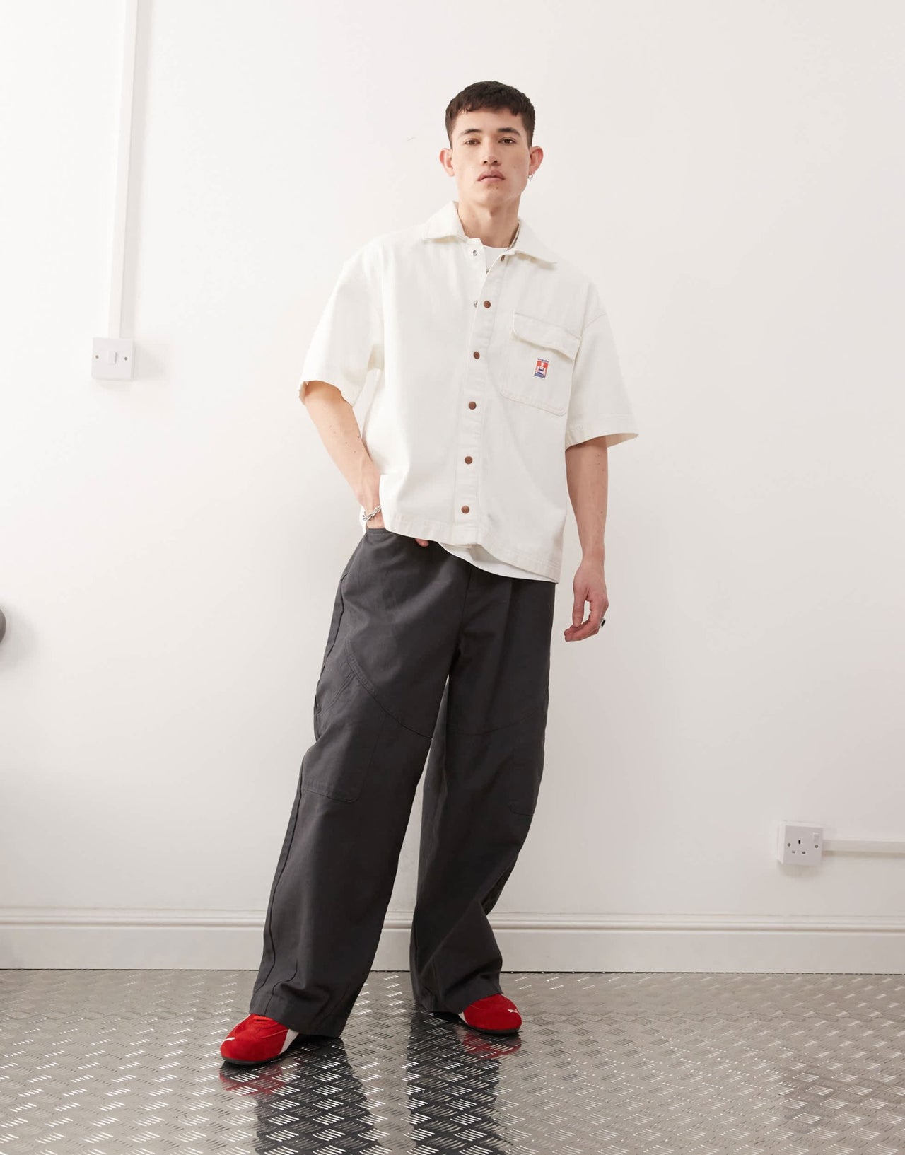 Wrangler Casey Jones workwear short sleeve loose twill overshirt in ecru - ASOS Sample Sale EU Store
