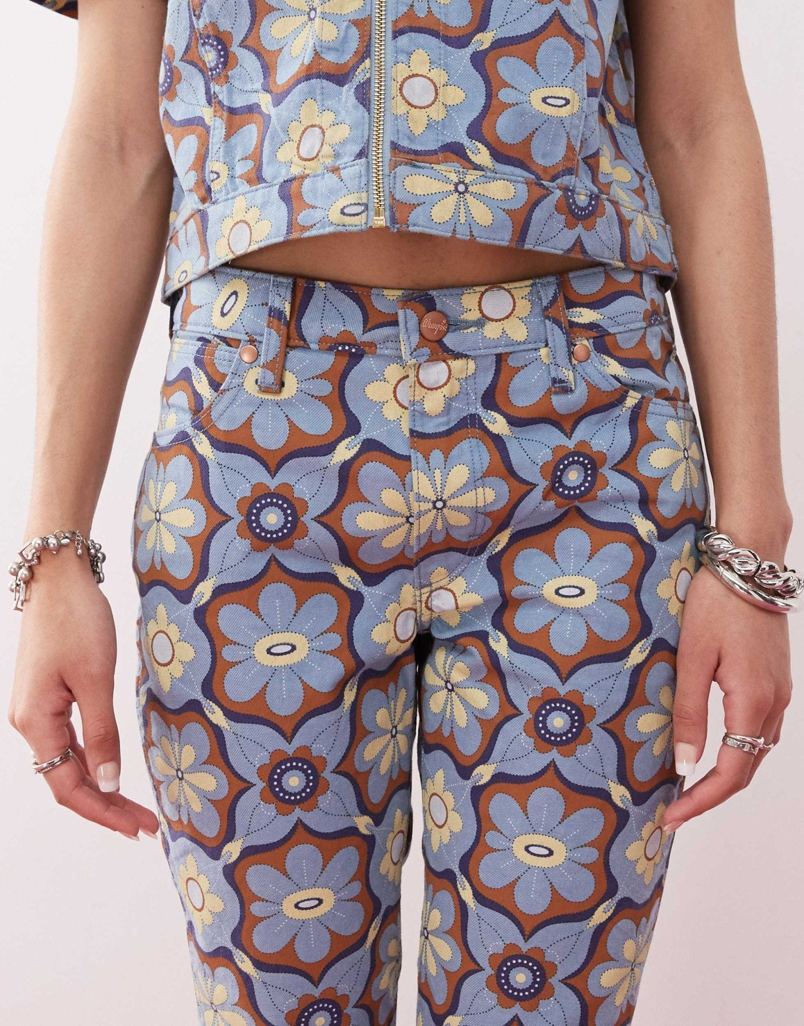 Wrangler co - ord bootcut 70s print jeans in blue - ASOS Sample Sale EU Store