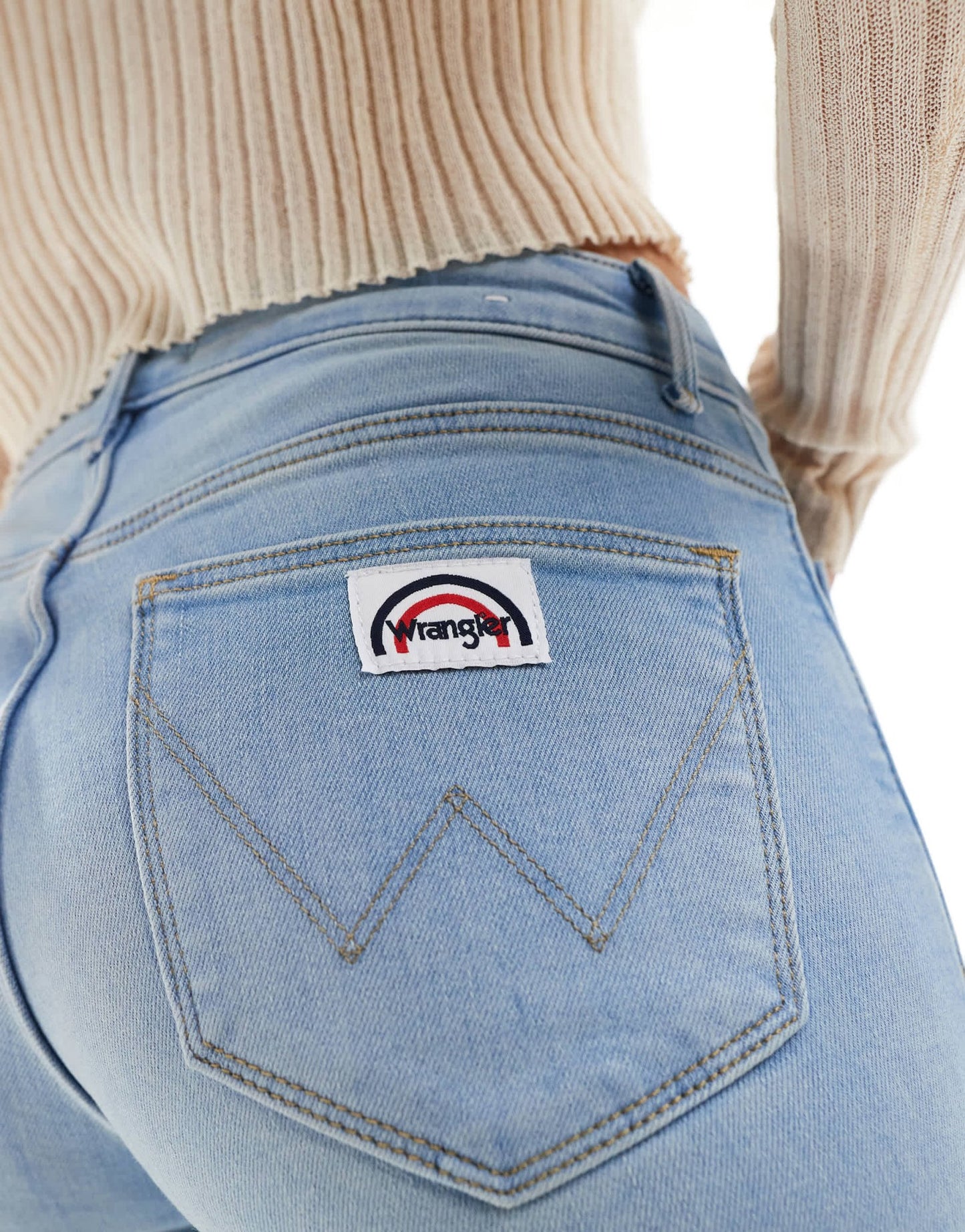 Wrangler flared jeans in light blue with front pockets - ASOS Sample Sale EU Store