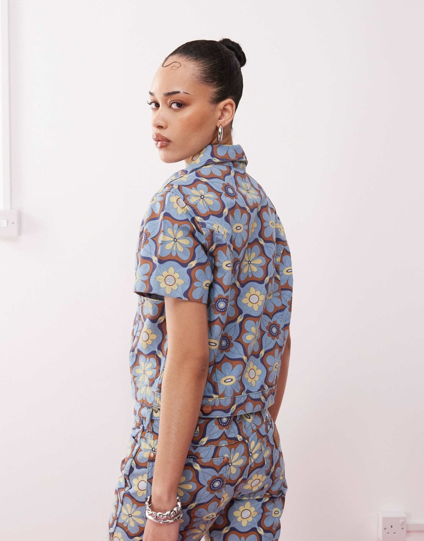 Wrangler zip front top in blue 70s print - ASOS Sample Sale EU Store