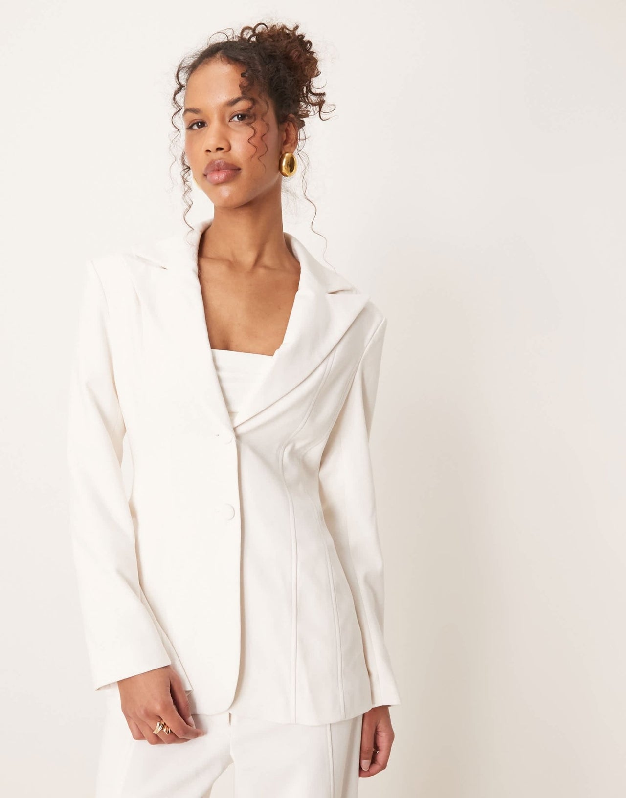 YAS premium cinched waist detail blazer co - ord in gardenia white - ASOS Sample Sale EU Store