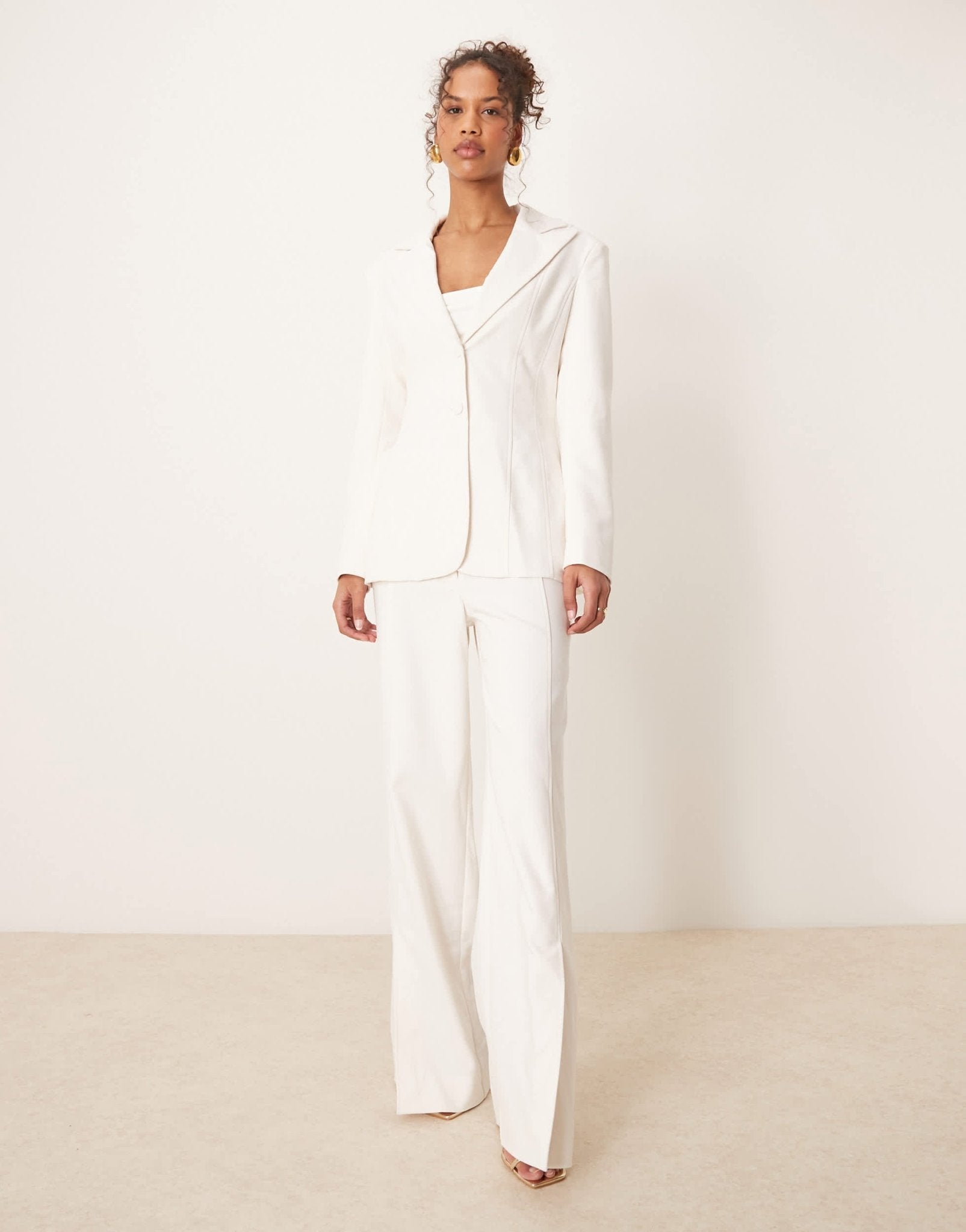 YAS premium cinched waist detail blazer co - ord in gardenia white - ASOS Sample Sale EU Store