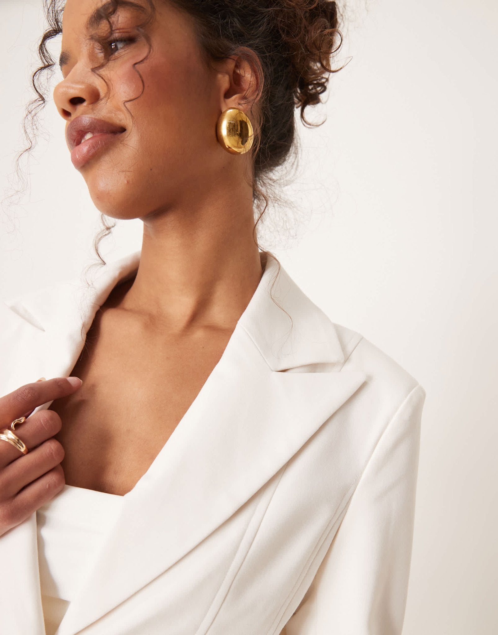 YAS premium cinched waist detail blazer co - ord in gardenia white - ASOS Sample Sale EU Store