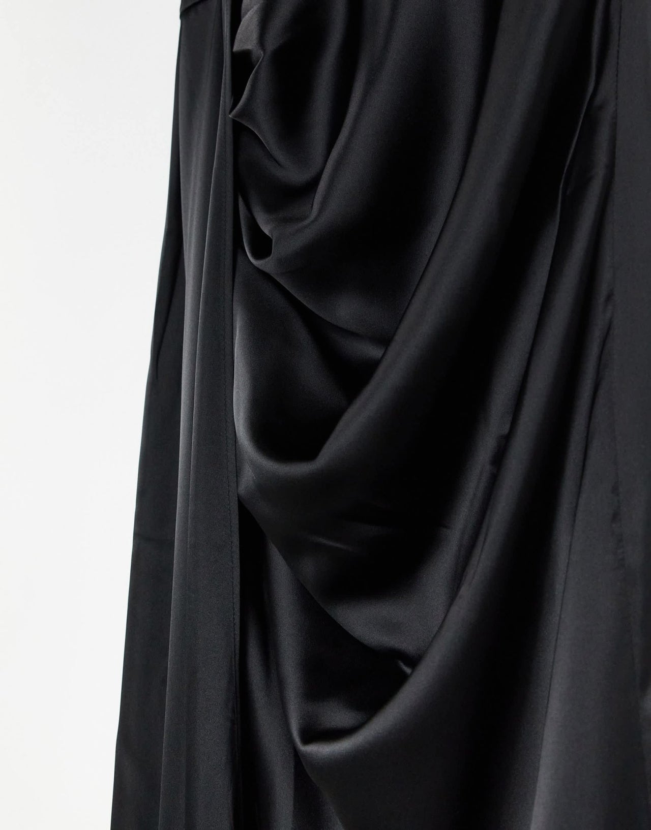 Yaura sweetheart midaxi dress in black - ASOS Sample Sale EU Store
